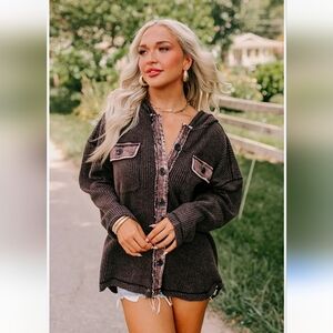 New In NWT Exceptionally Chic Waffle Knit Light weight Jacket Black Sz Medium